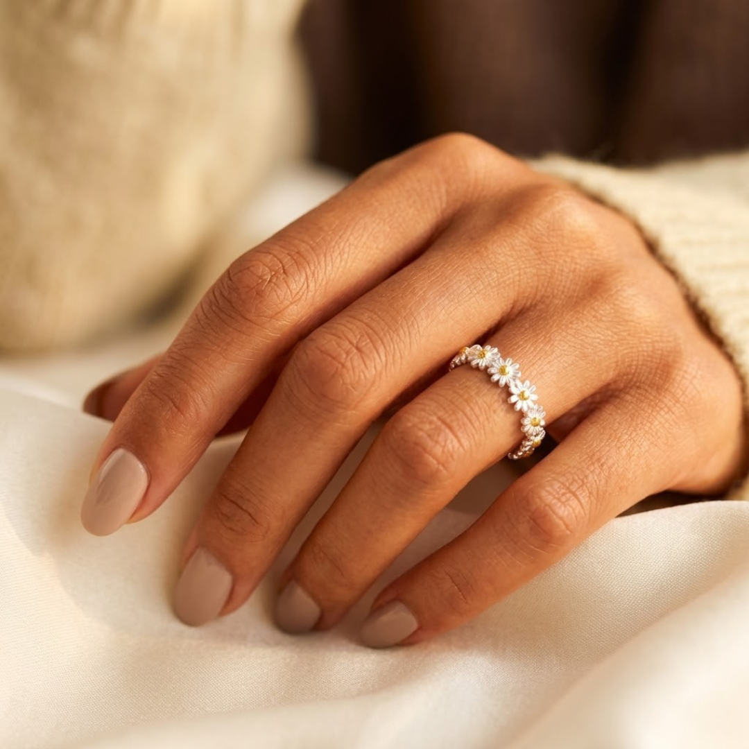 Silver Floral Ring - Photo 2