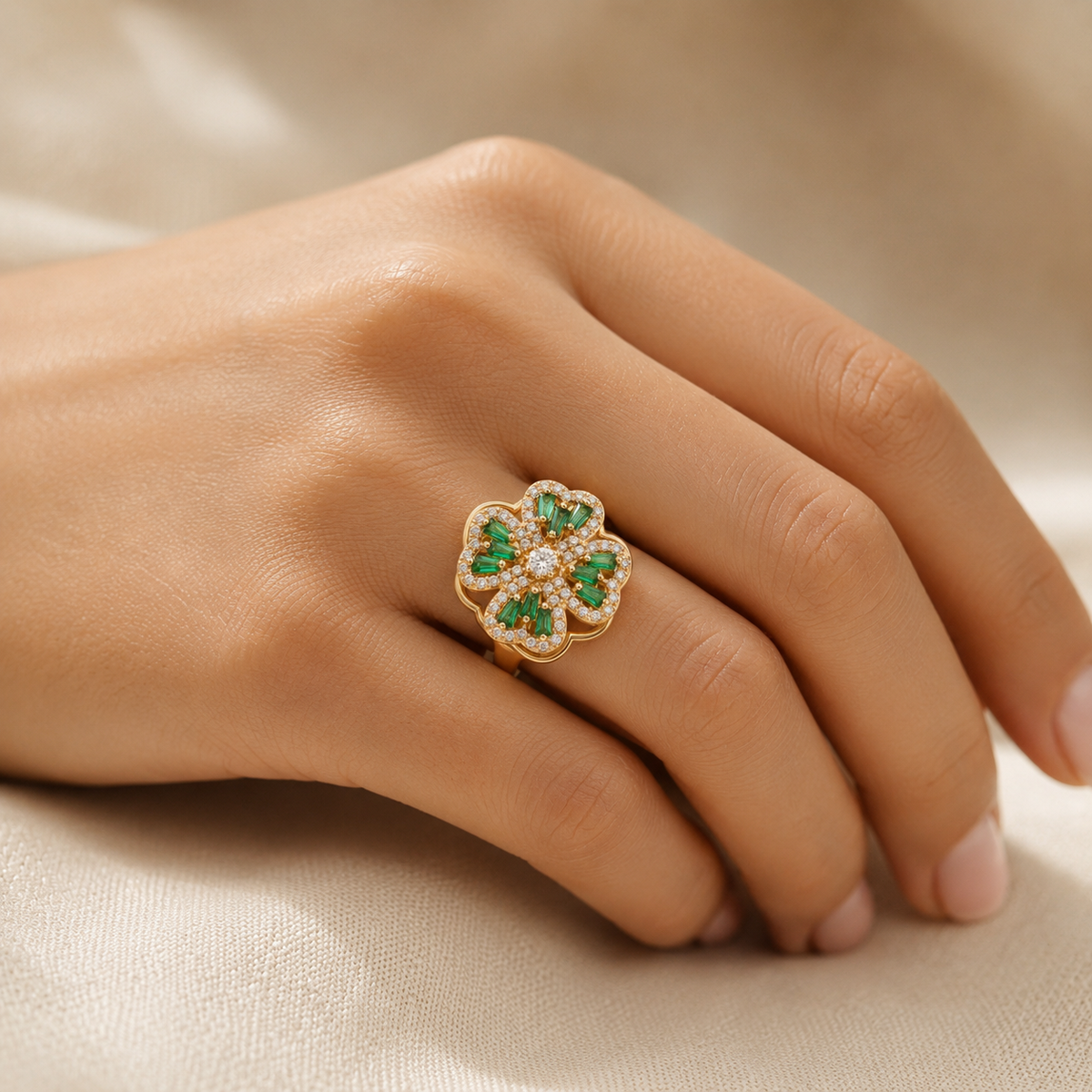 Gold Emerald Floral Ring - Photo 2