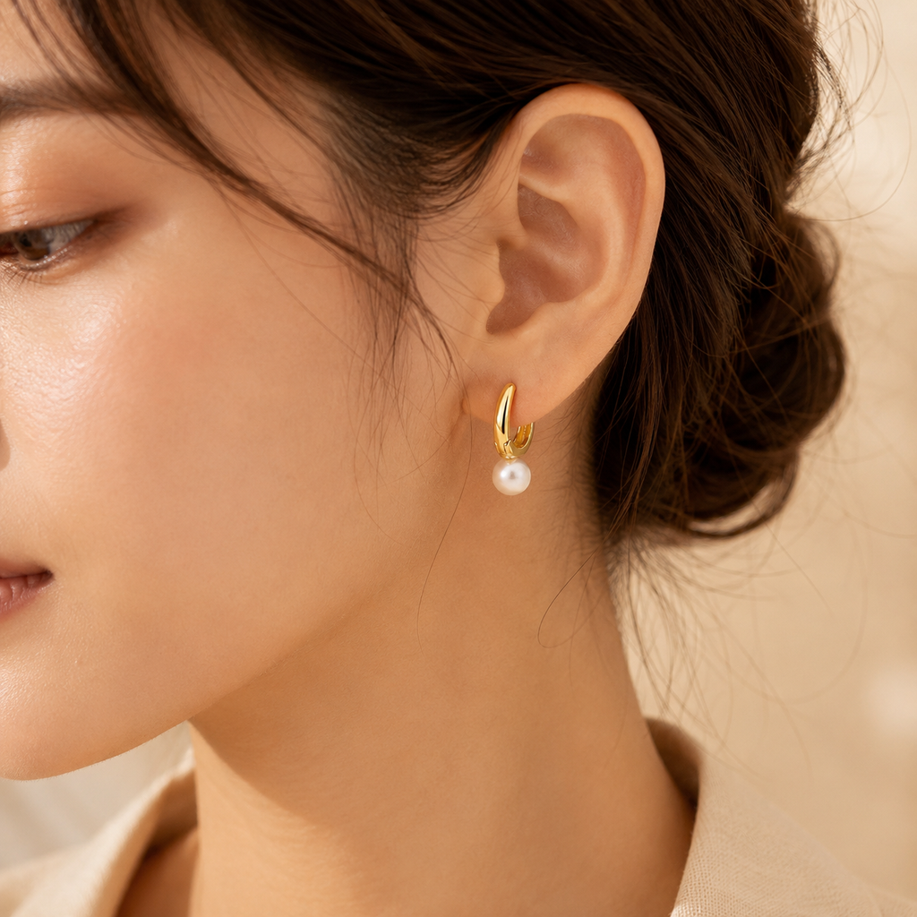 Gold Pearl Hoop Earrings - Photo 2