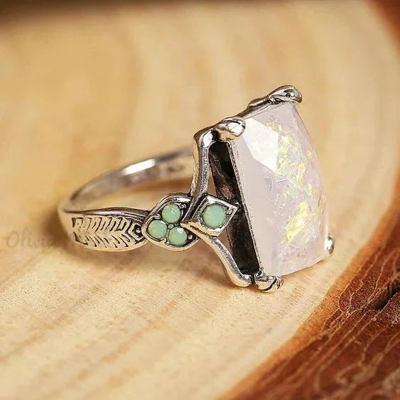 Vintage White Opal Silver Ring - Photo 1