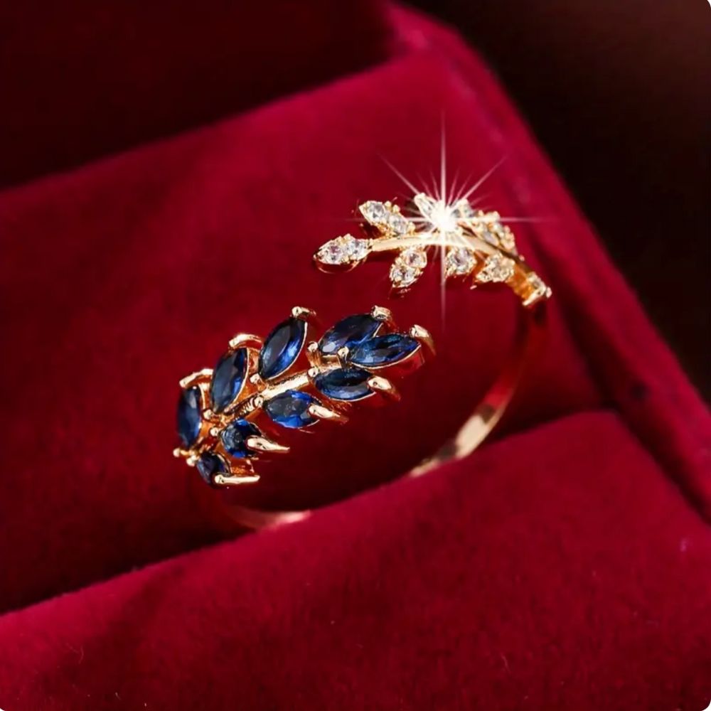 Vivara Sapphire Ring - Photo 1